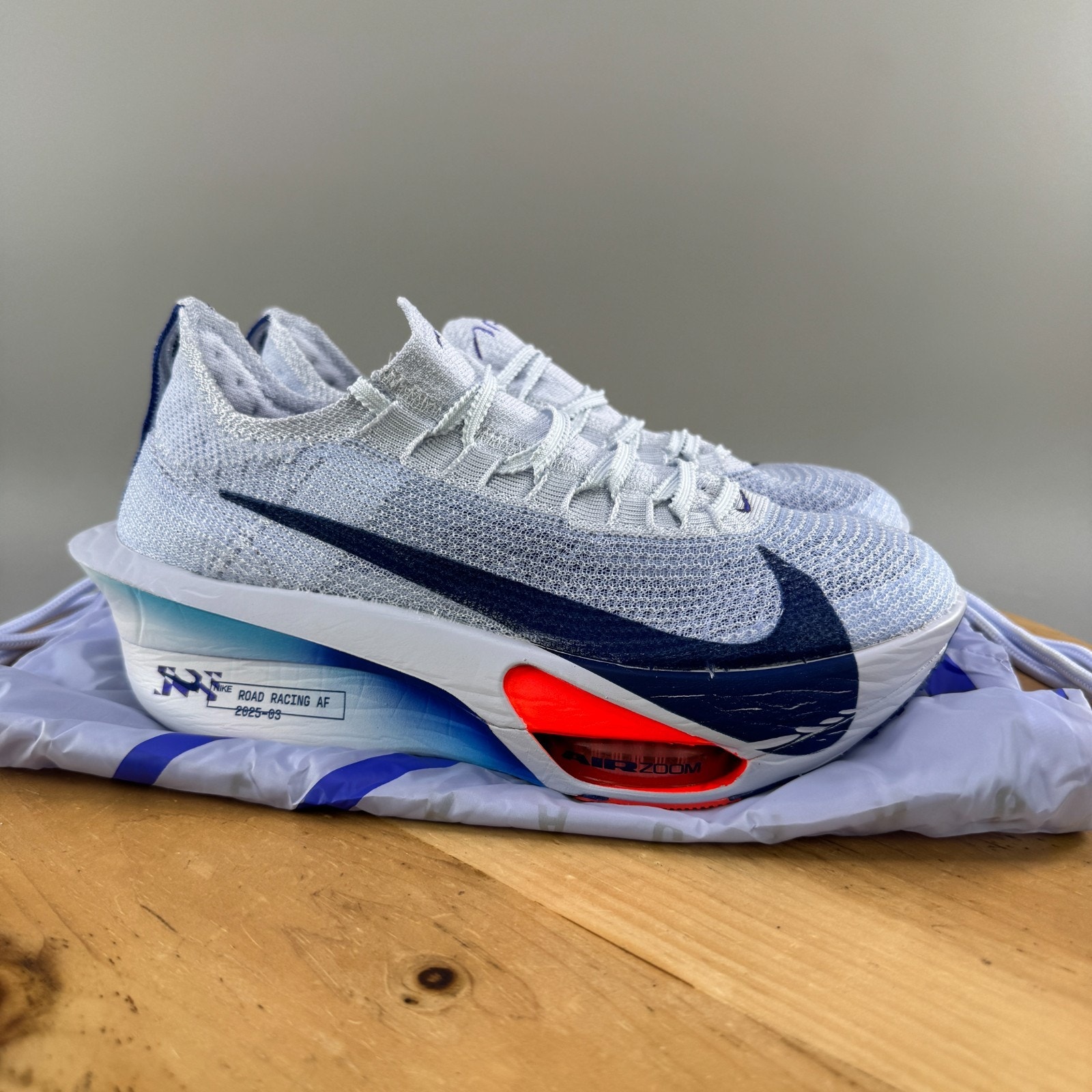 Nike Air Zoom Alphafly Next% 3 Women’s Size 9.5 Grey Blue Void Fd8315-001 New